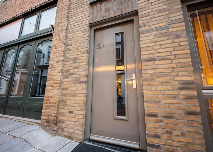 Fancy 70m2 With Terrace - We39f Lägenhet Tiel